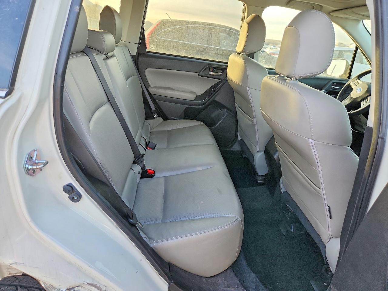2015 SUBARU FORESTER