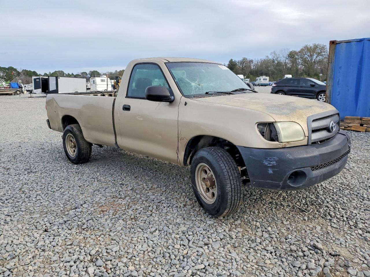 2004 TOYOTA TUNDRA