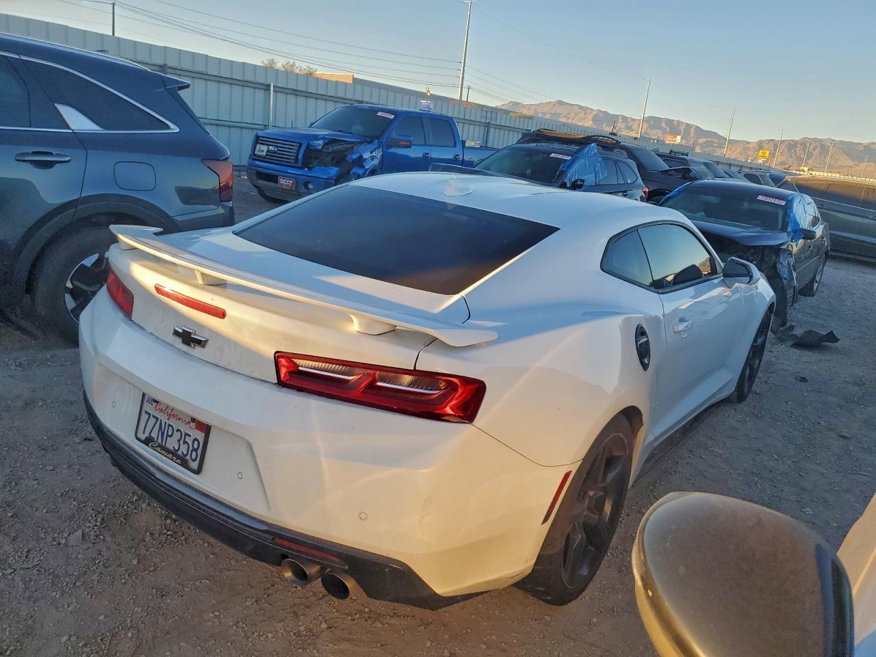 2017 CHEVROLET Camaro