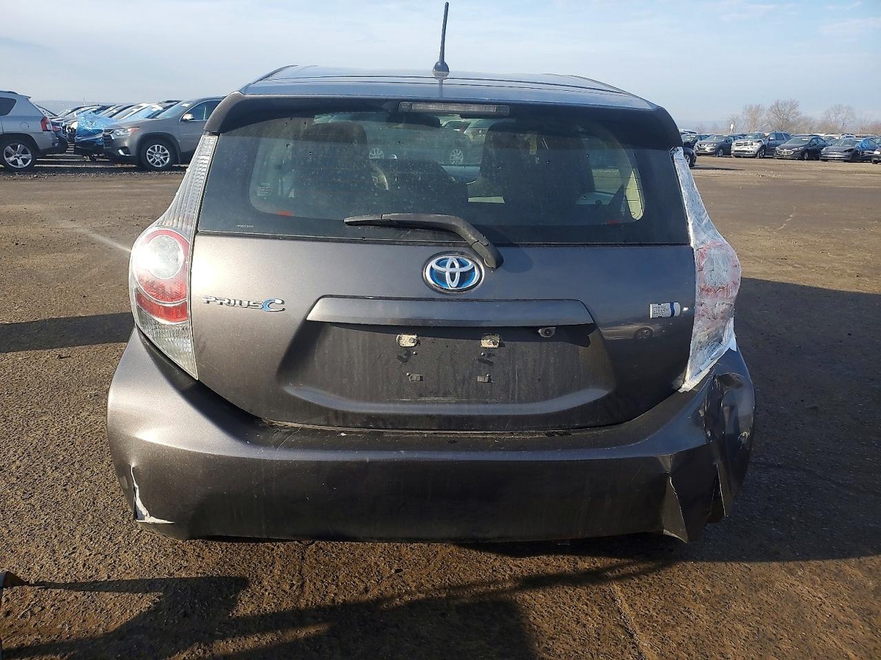 2012 TOYOTA Prius c