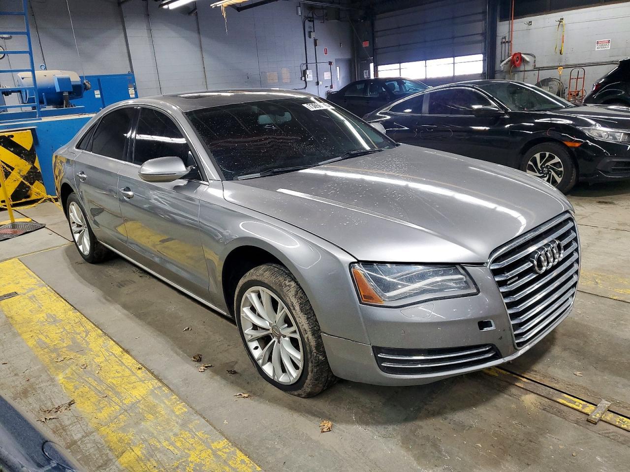 2011 AUDI A8 QUATTRO