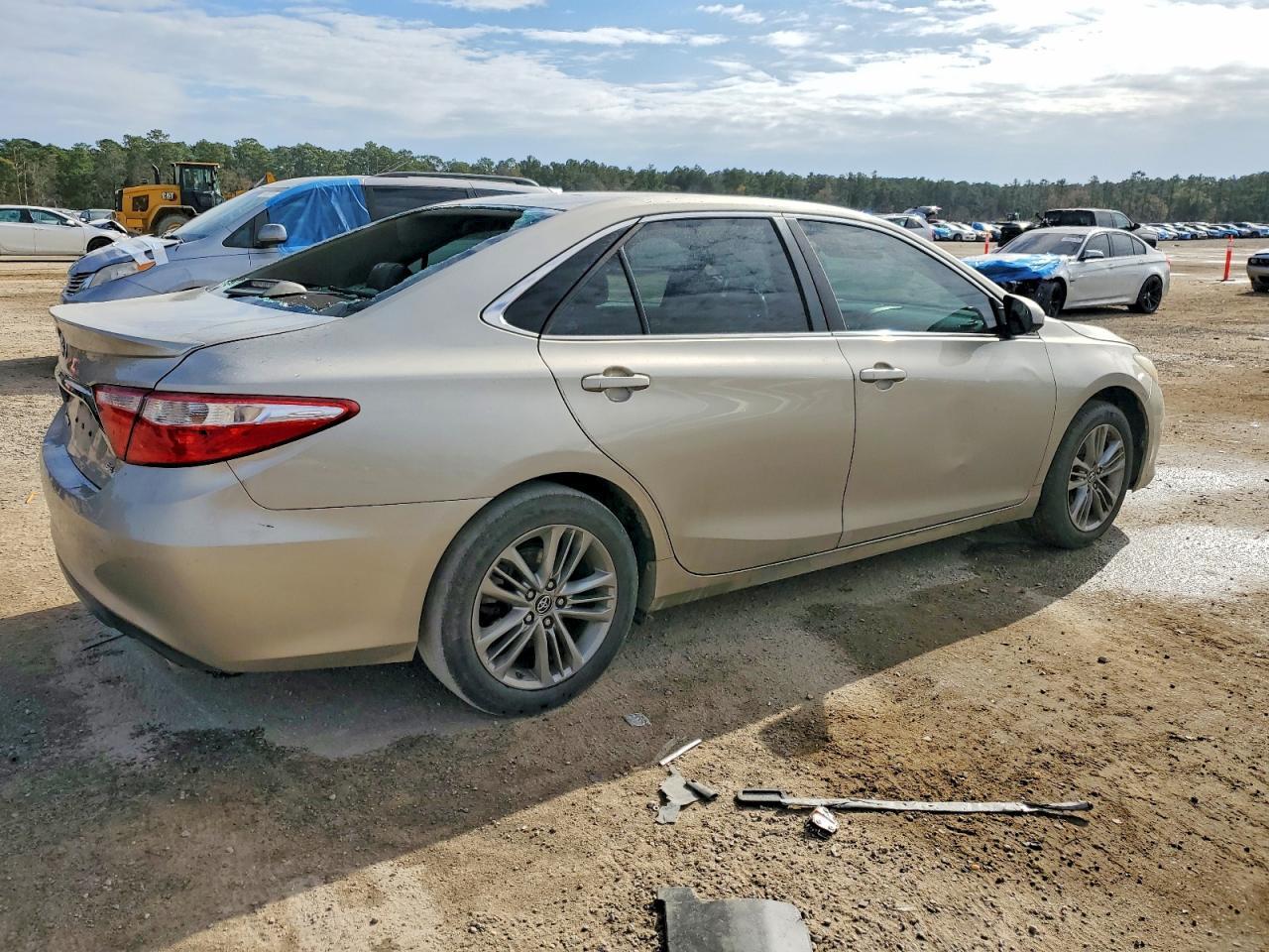 2017 TOYOTA CAMRY
