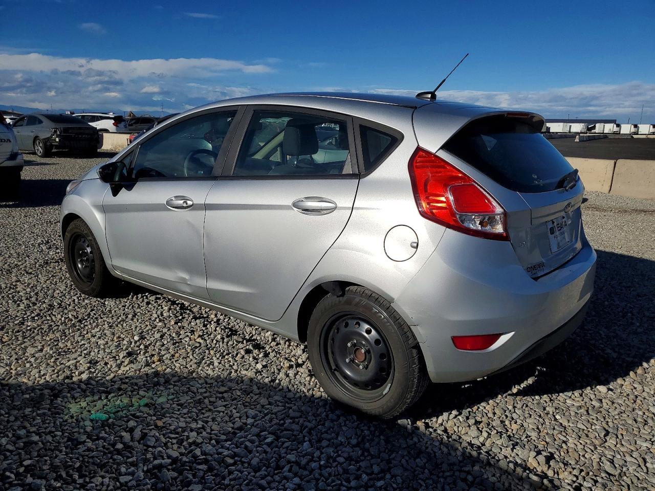 2017 FORD Fiesta