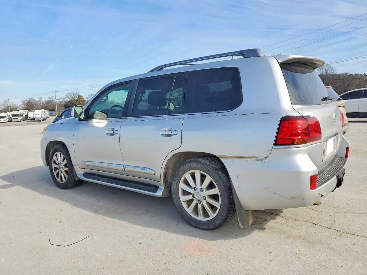 2011 LEXUS LX 570