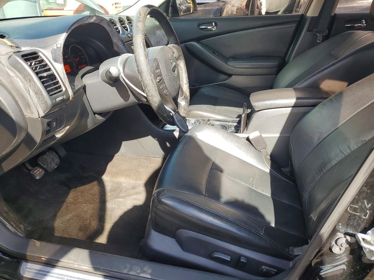 2012 NISSAN ALTIMA