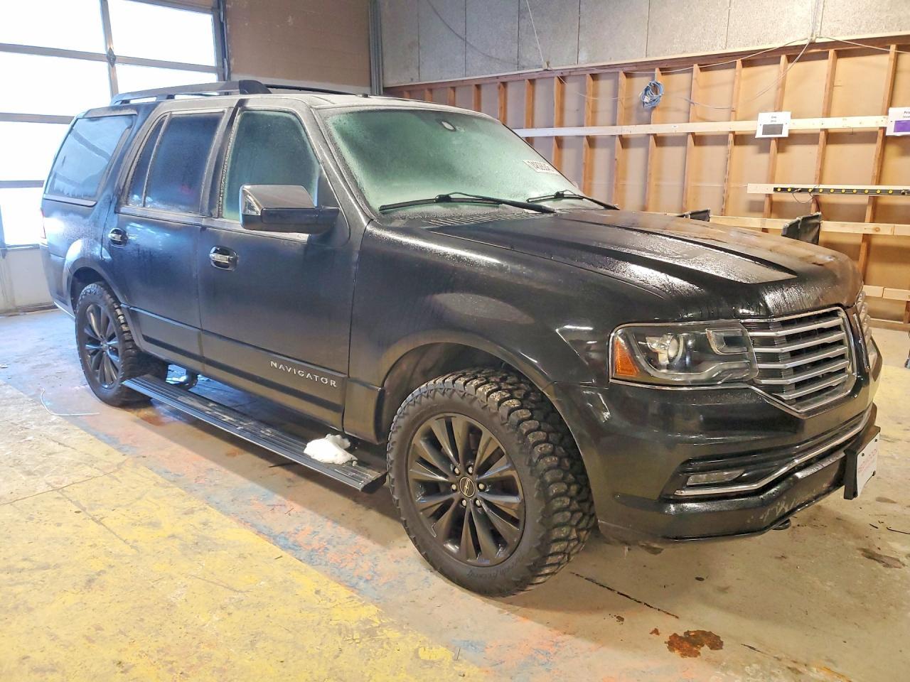 2015 LINCOLN Navigator