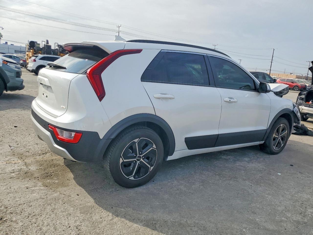 2023 KIA Niro
