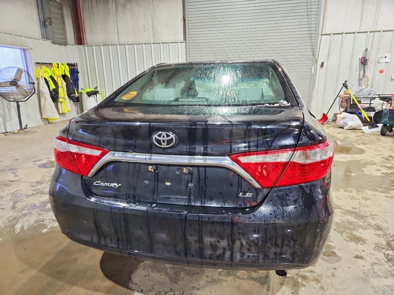 2017 TOYOTA CAMRY