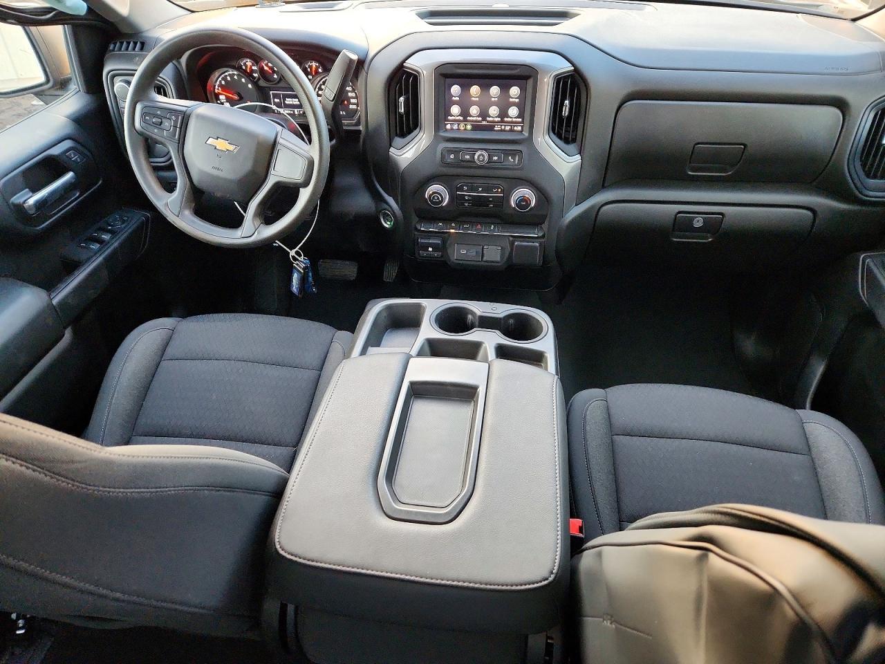 2023 CHEVROLET Silverado