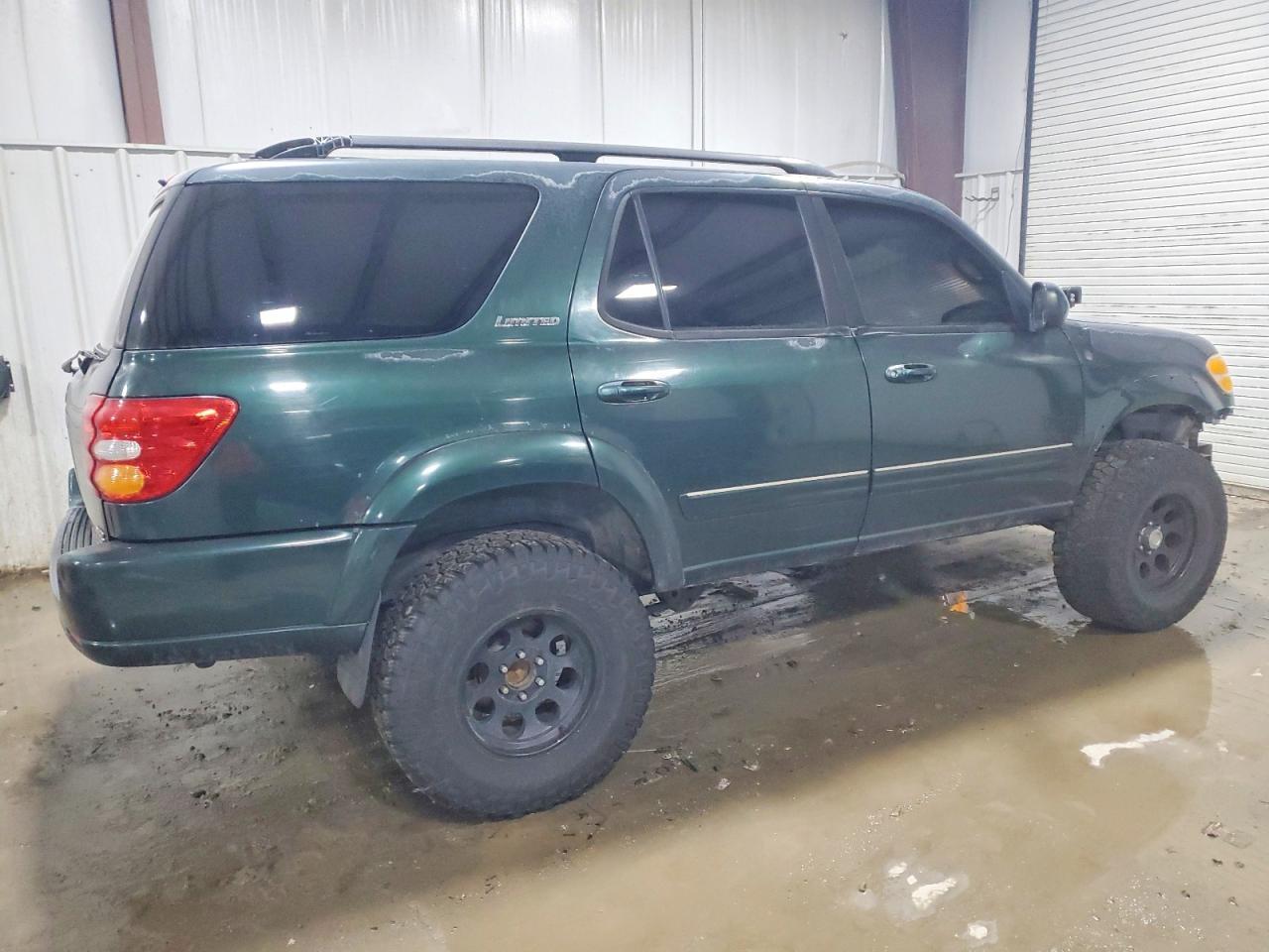 2002 TOYOTA Sequoia