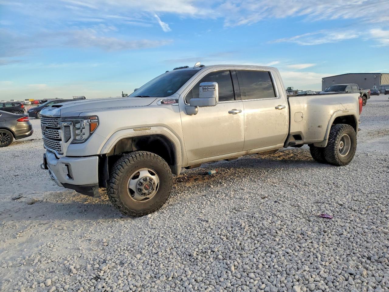 2022 GMC Sierra