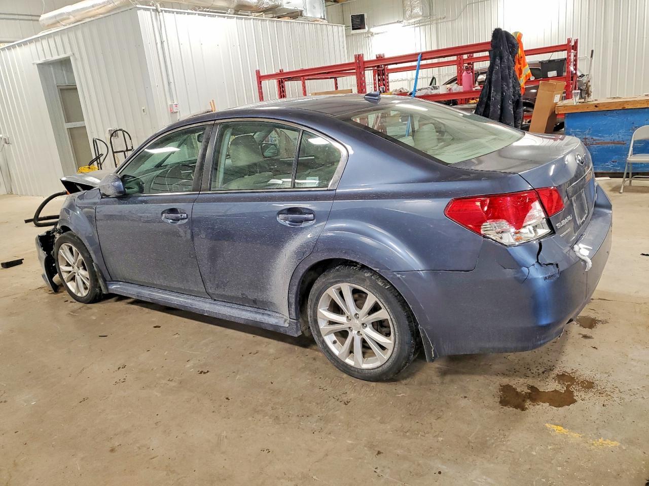 2014 SUBARU Legacy