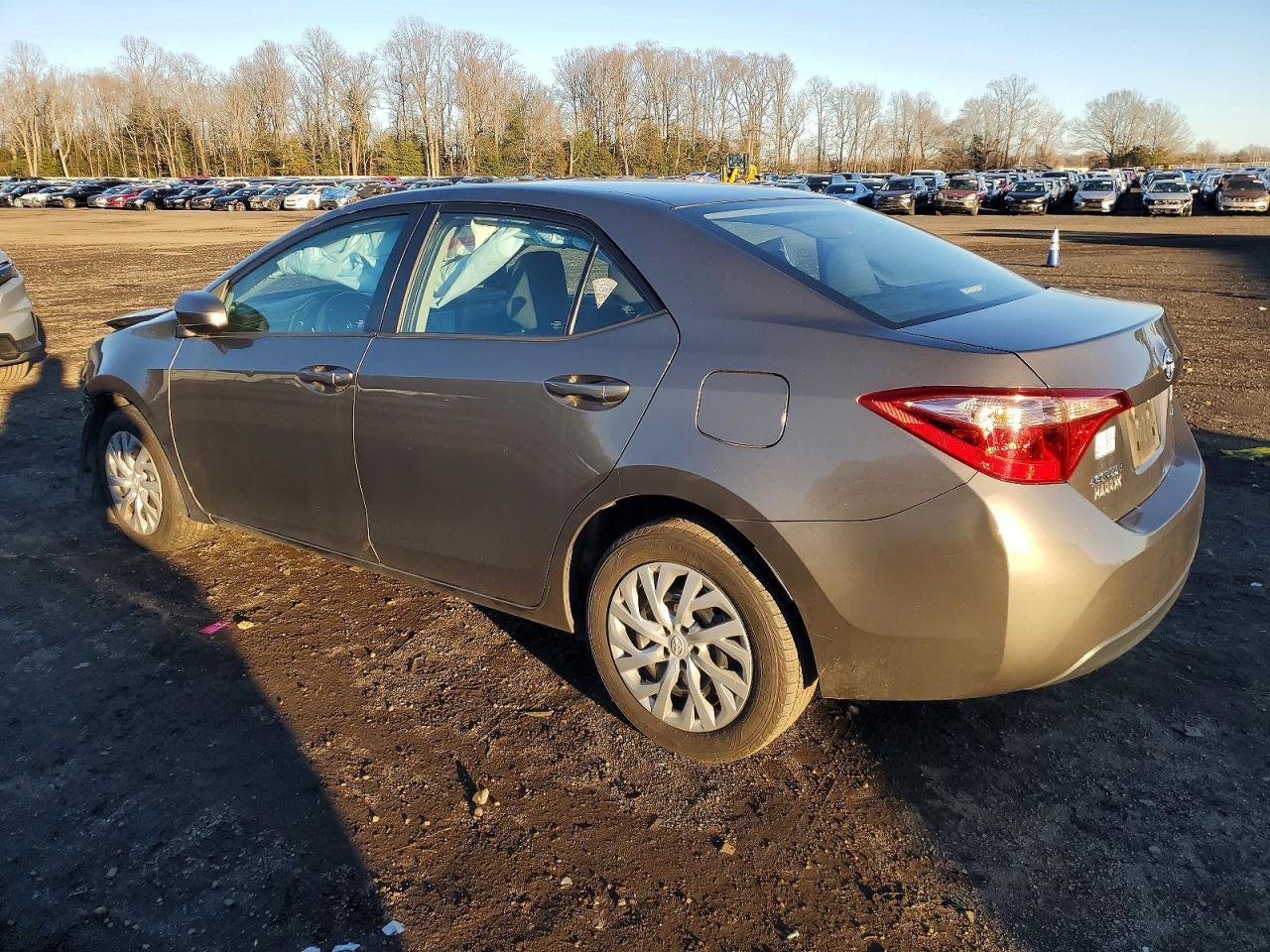 2018 TOYOTA COROLLA