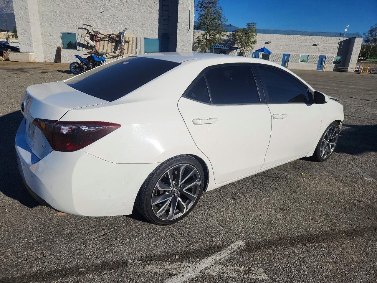 2015 TOYOTA COROLLA