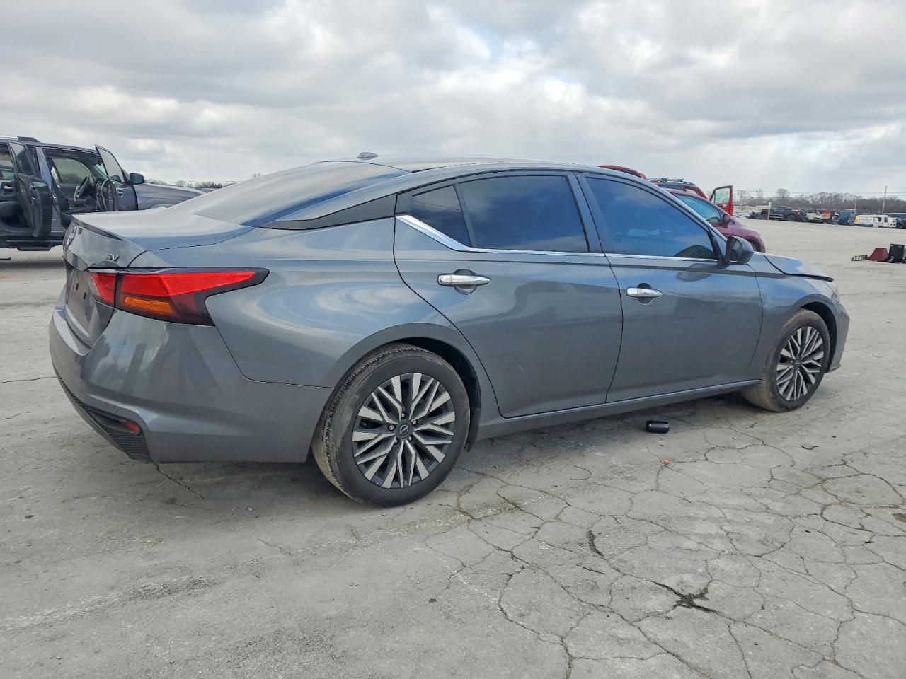 2024 NISSAN ALTIMA