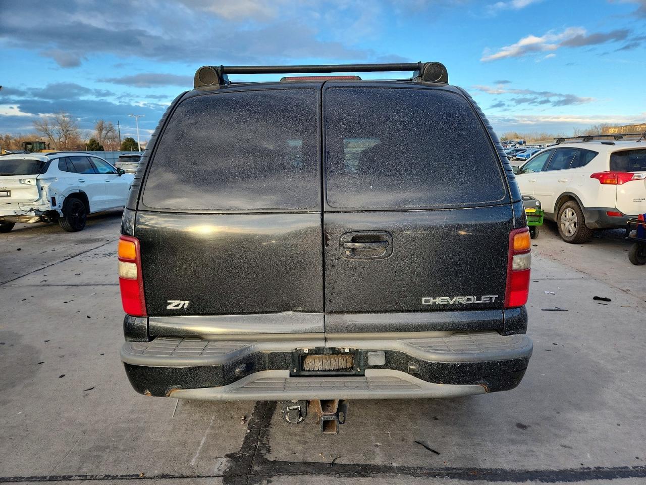2003 CHEVROLET Tahoe