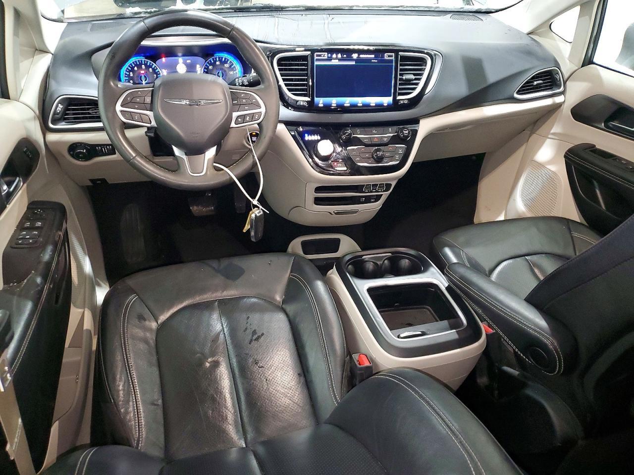 2022 CHRYSLER Pacifica