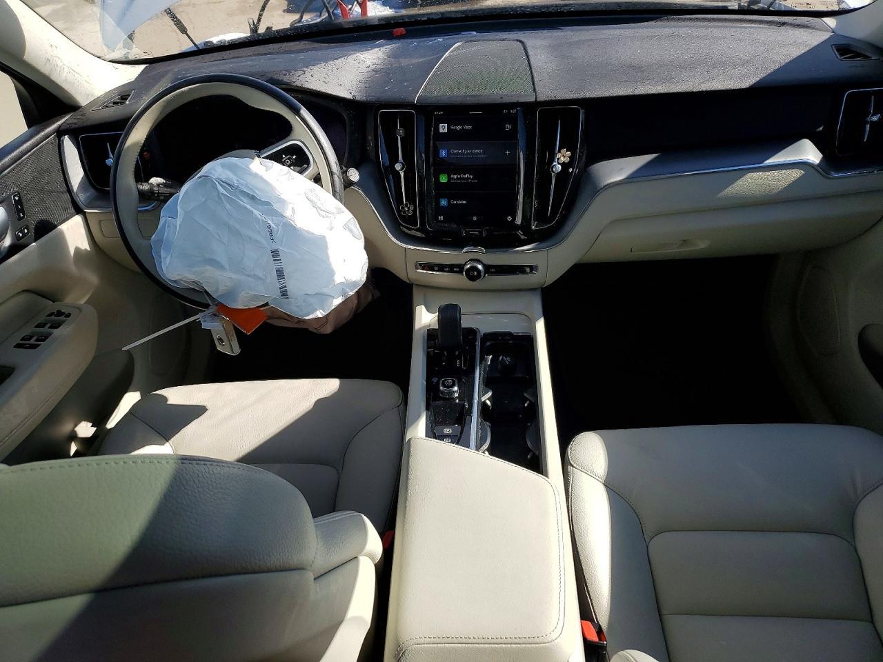 2023 VOLVO XC60