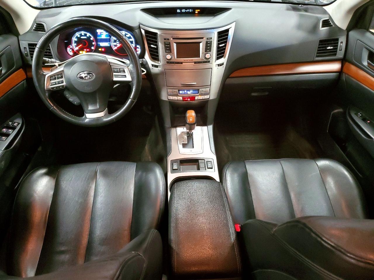 2014 SUBARU Outback