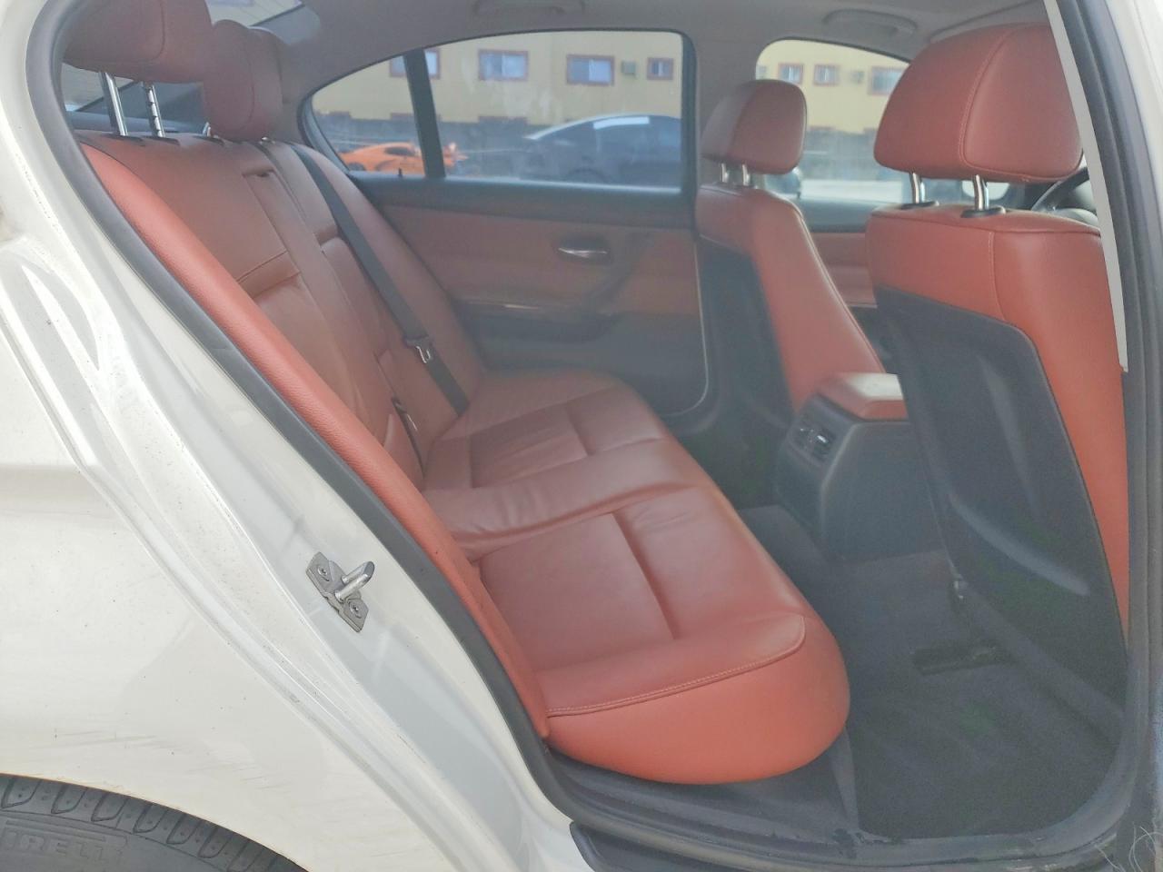 2011 BMW 3 SERIES