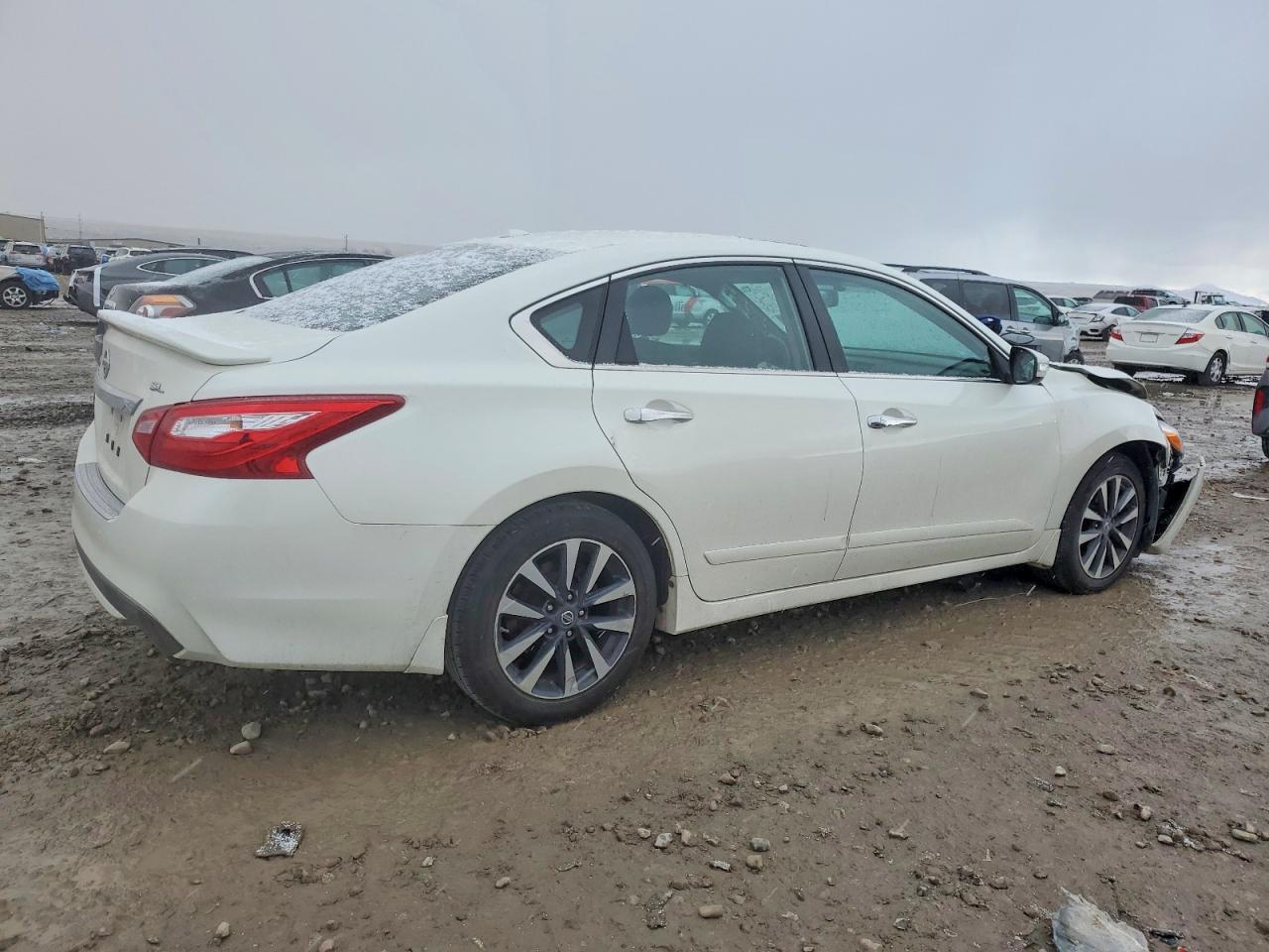 2017 NISSAN ALTIMA