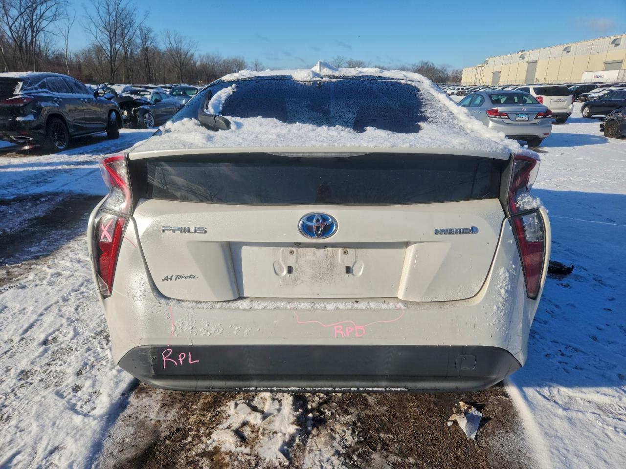 2017 TOYOTA PRIUS
