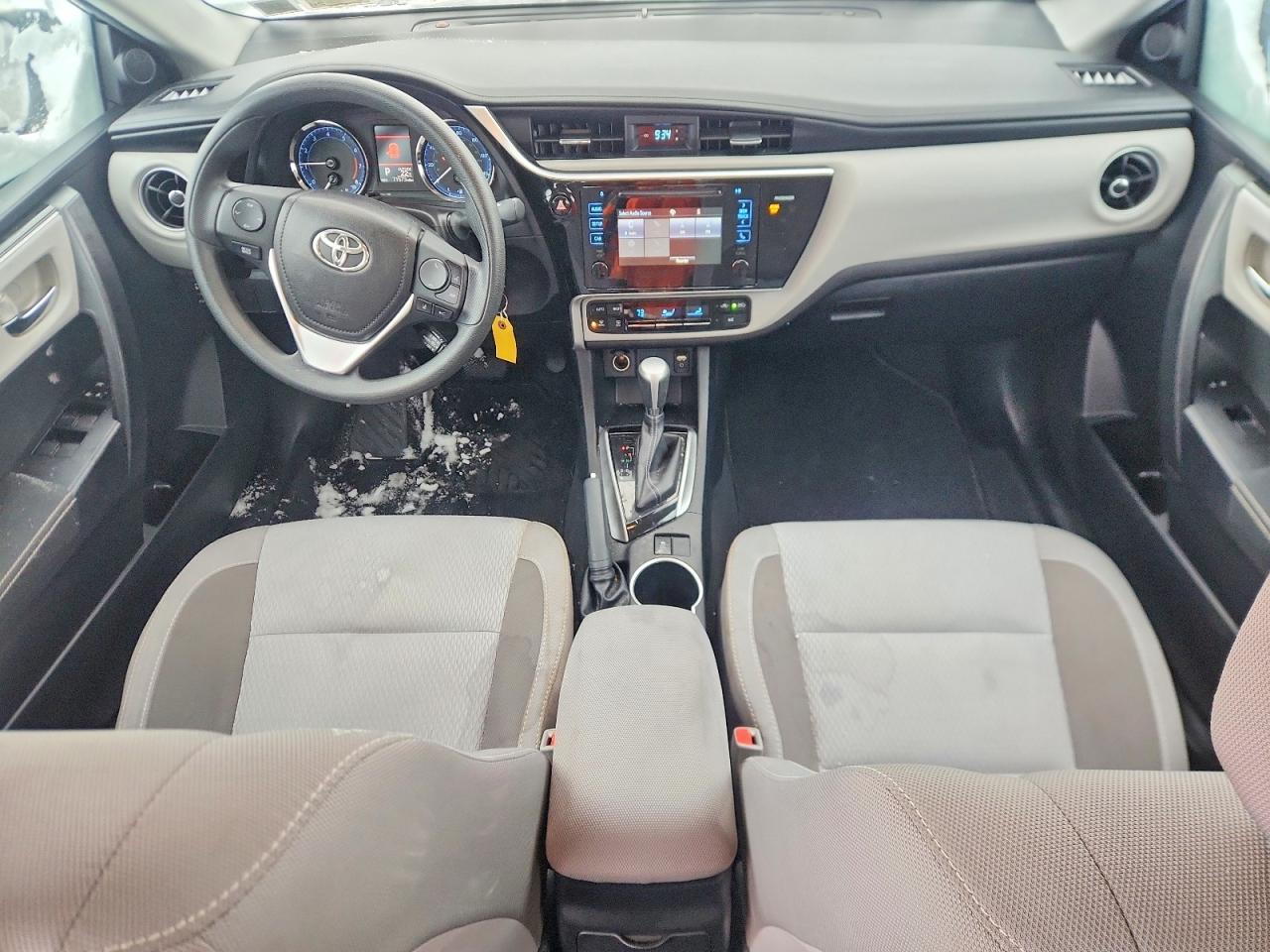 2017 TOYOTA COROLLA
