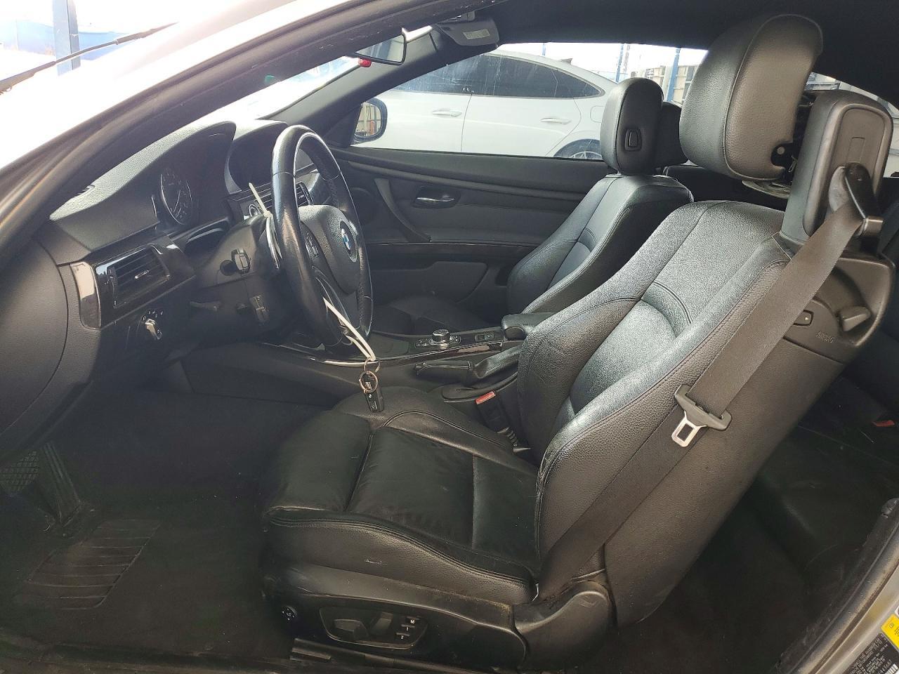 2011 BMW 3 SERIES