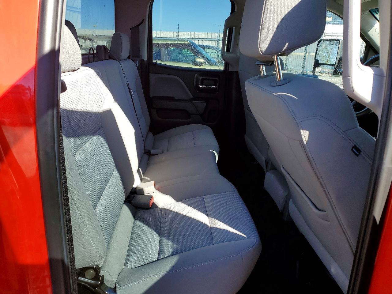 2018 CHEVROLET Silverado