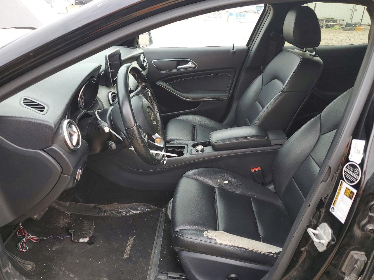 2016 MERCEDES-BENZ GLA-Class