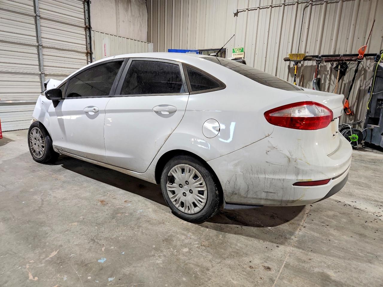2015 FORD Fiesta