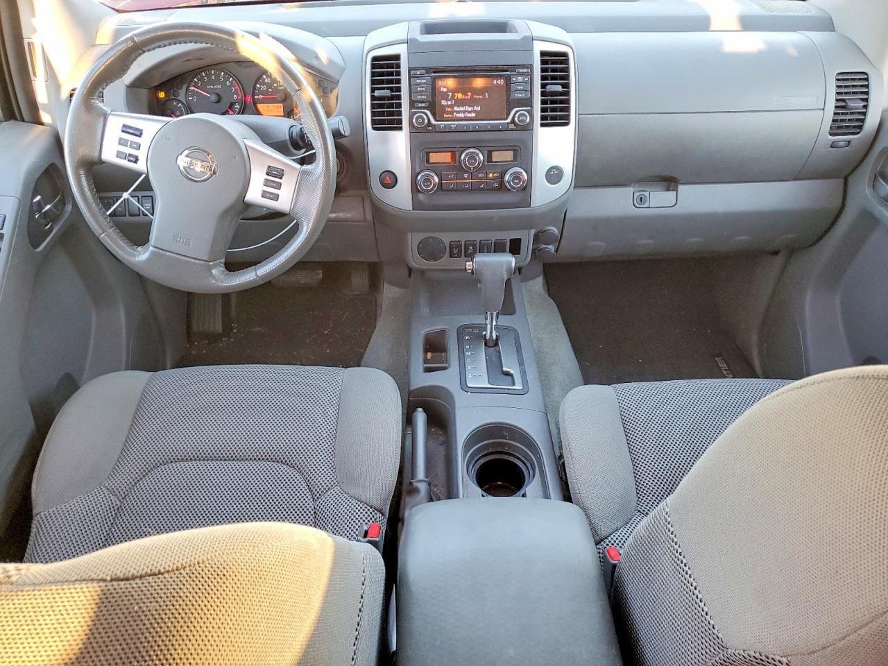 2016 NISSAN Frontier