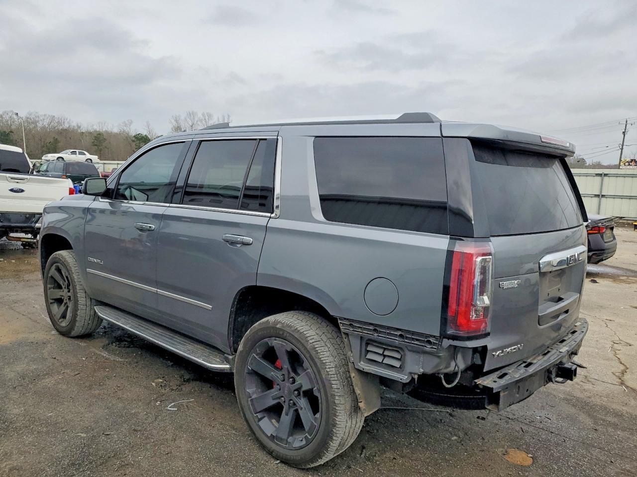2020 GMC Yukon