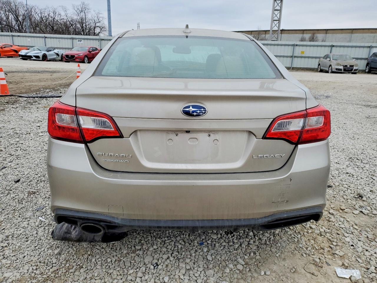 2018 SUBARU Legacy
