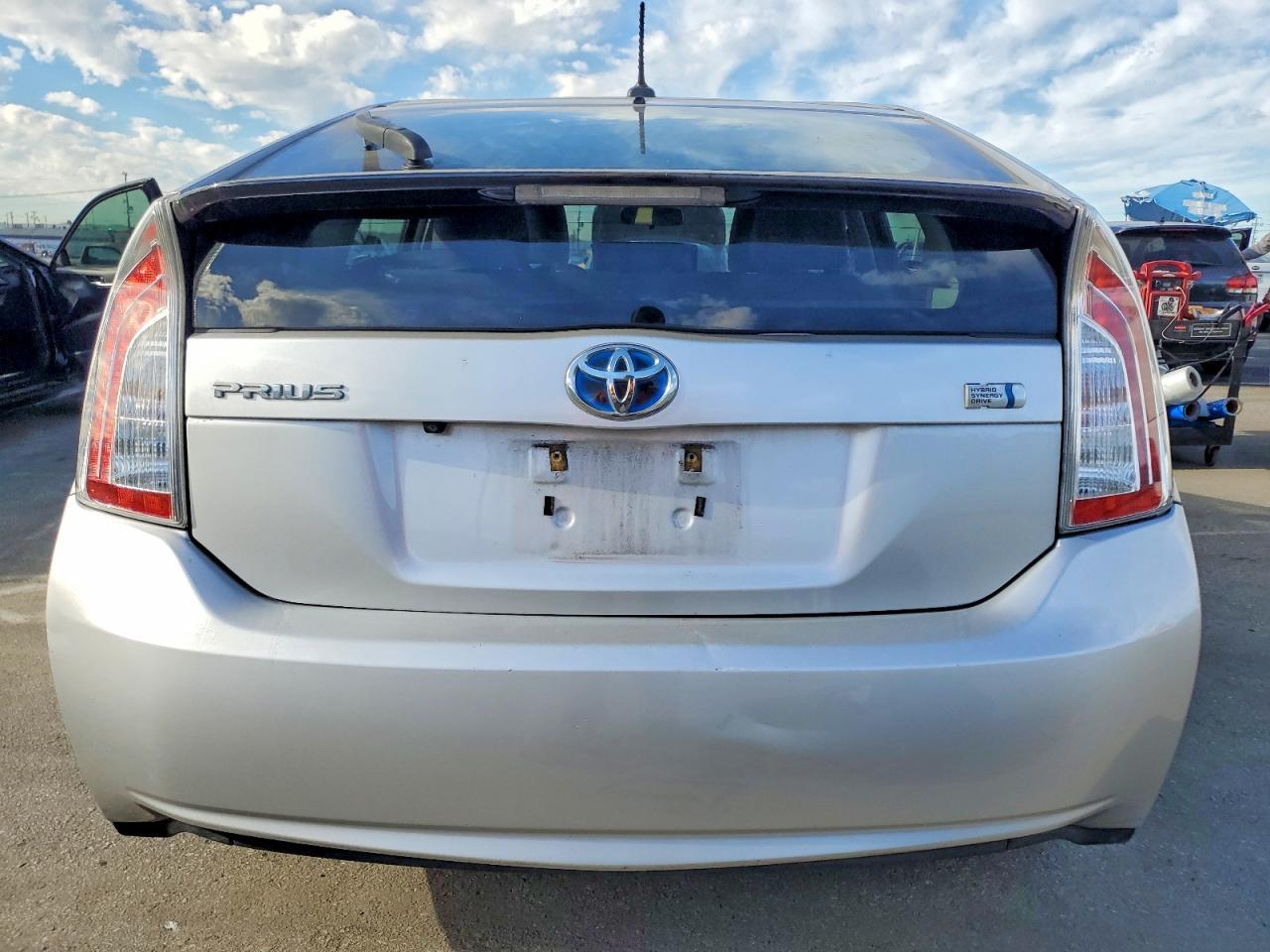 2012 TOYOTA PRIUS