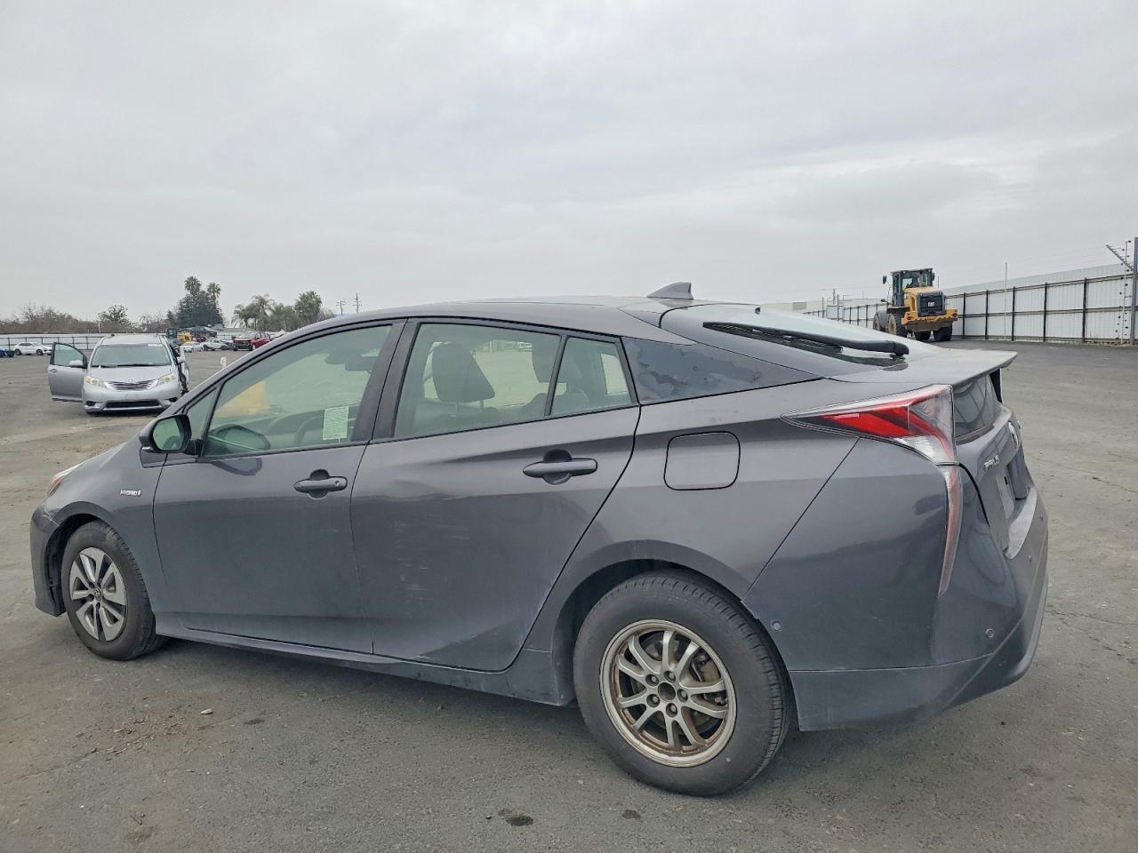 2018 TOYOTA PRIUS