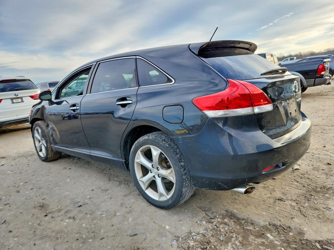 2011 TOYOTA VENZA