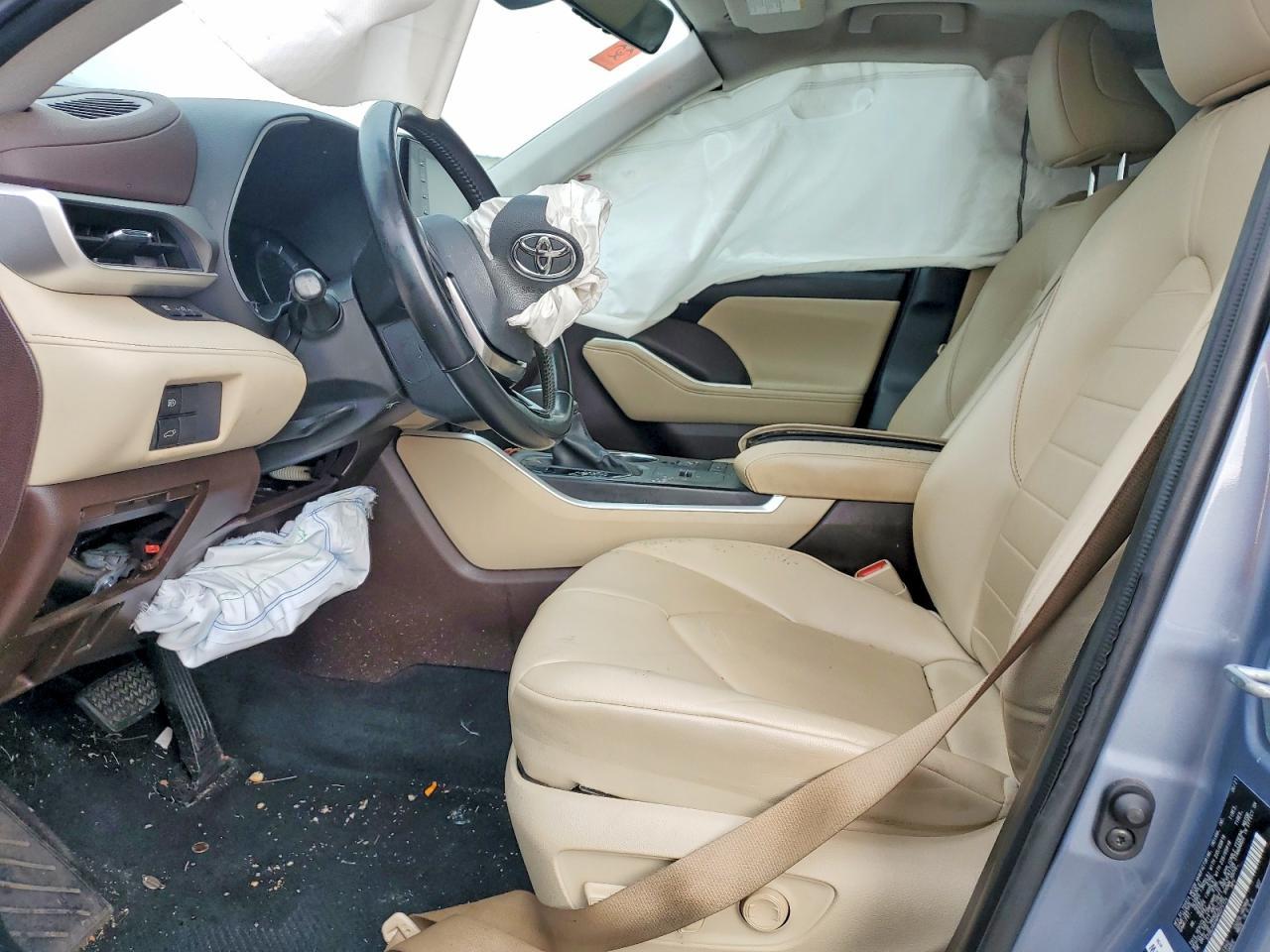 2021 TOYOTA HIGHLANDER