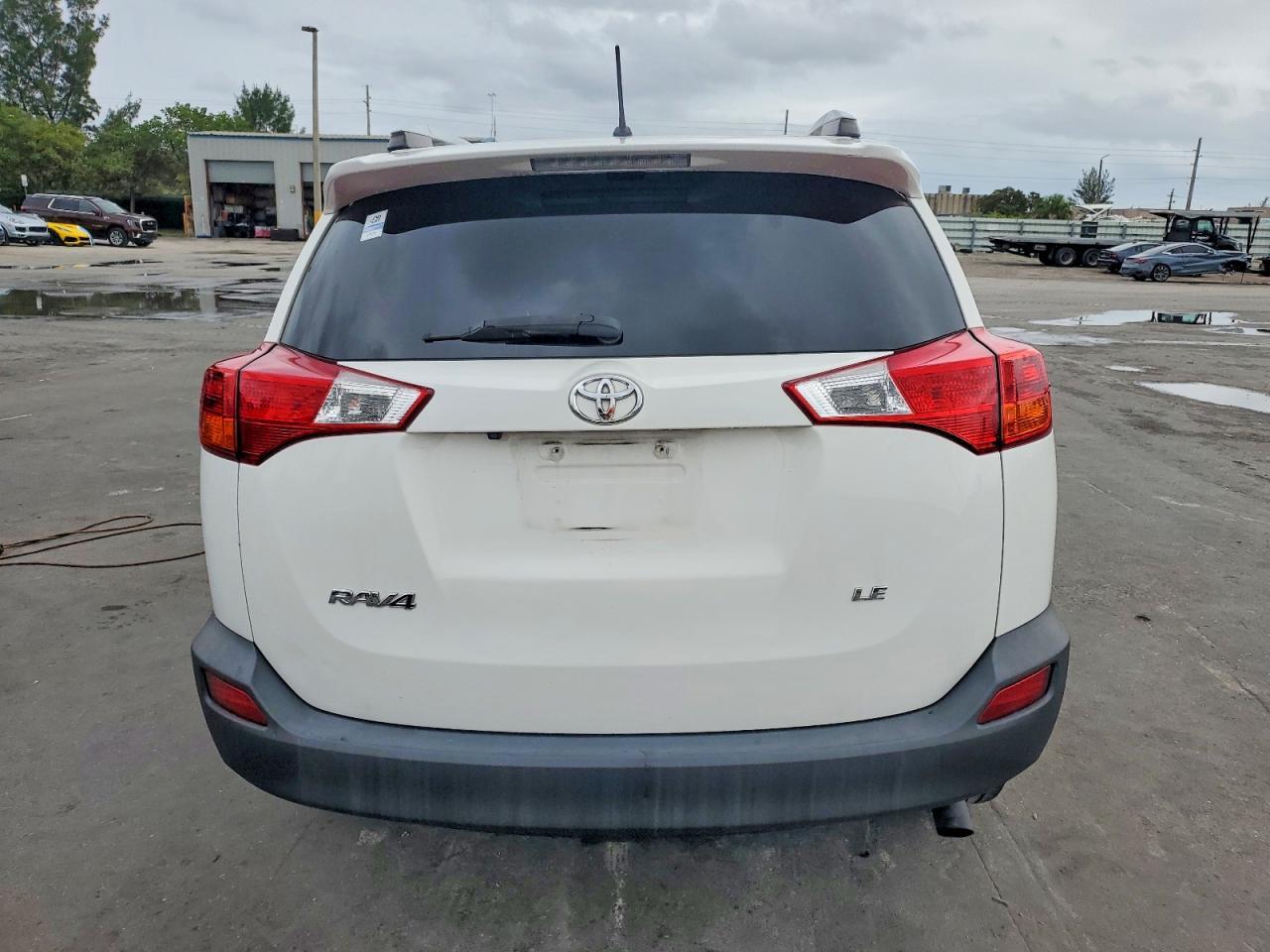 2015 TOYOTA RAV4