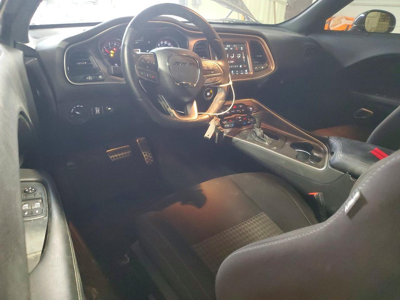 2020 DODGE Challenger