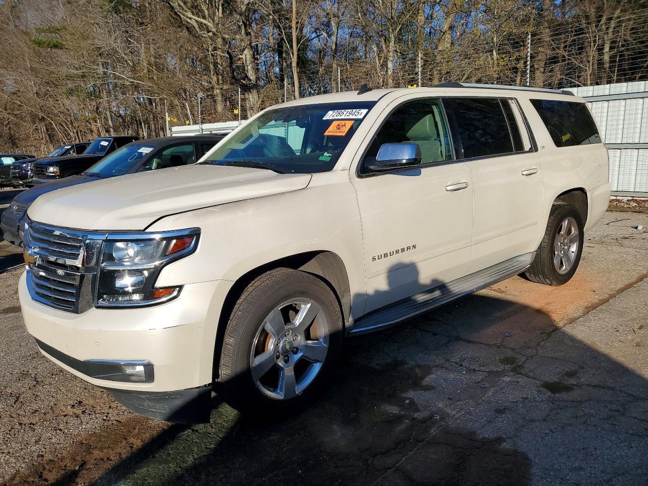 2015 CHEVROLET Suburban