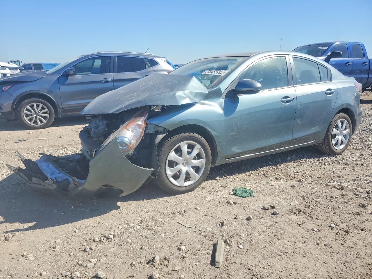 2013 MAZDA 3