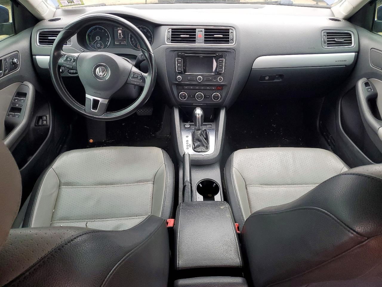 2013 VOLKSWAGEN JETTA