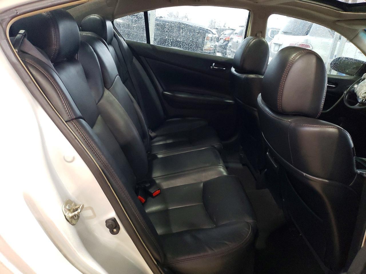 2014 NISSAN Maxima