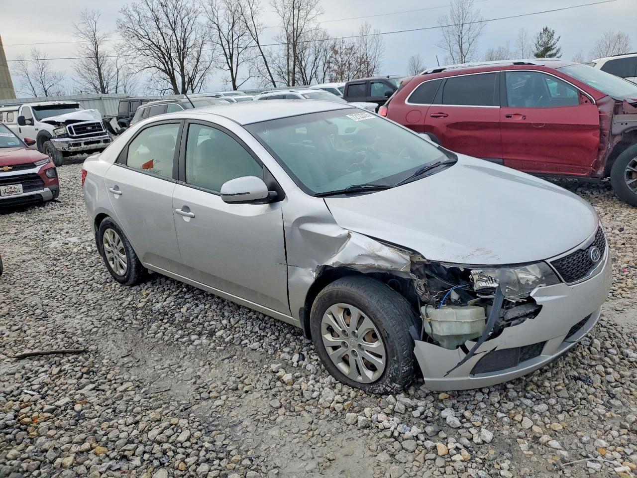 2013 KIA FORTE