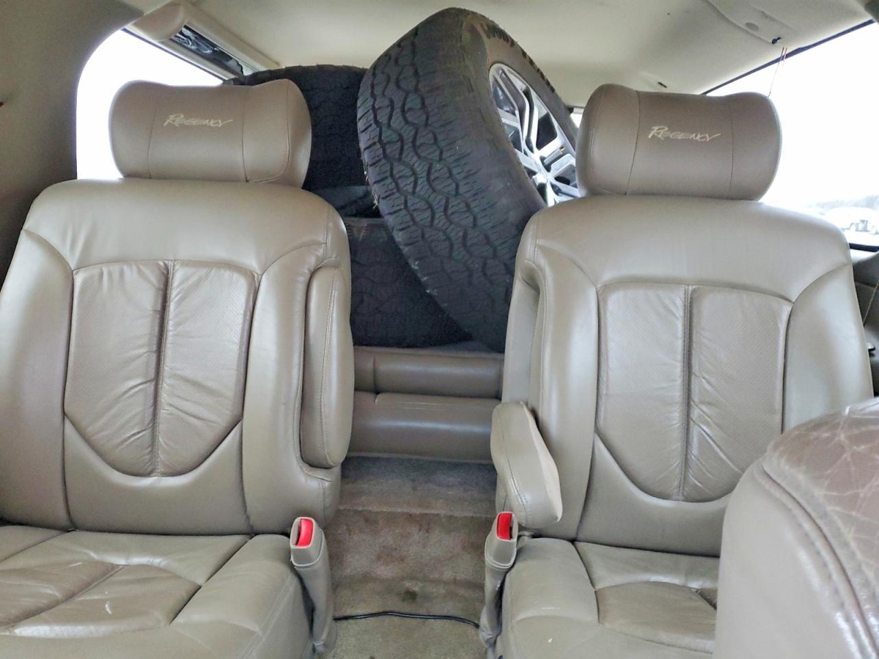 2001 CHEVROLET Suburban