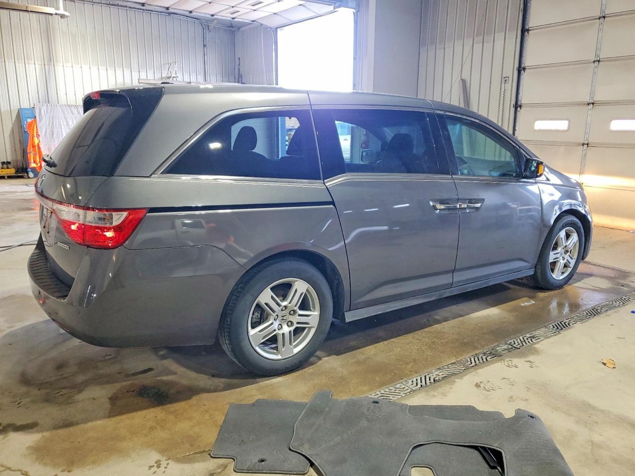 2012 HONDA ODYSSEY