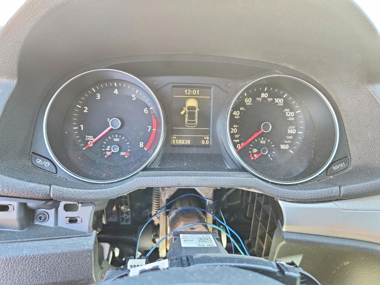 2017 VOLKSWAGEN Passat