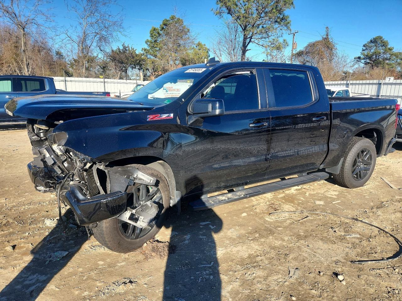 2024 CHEVROLET Silverado