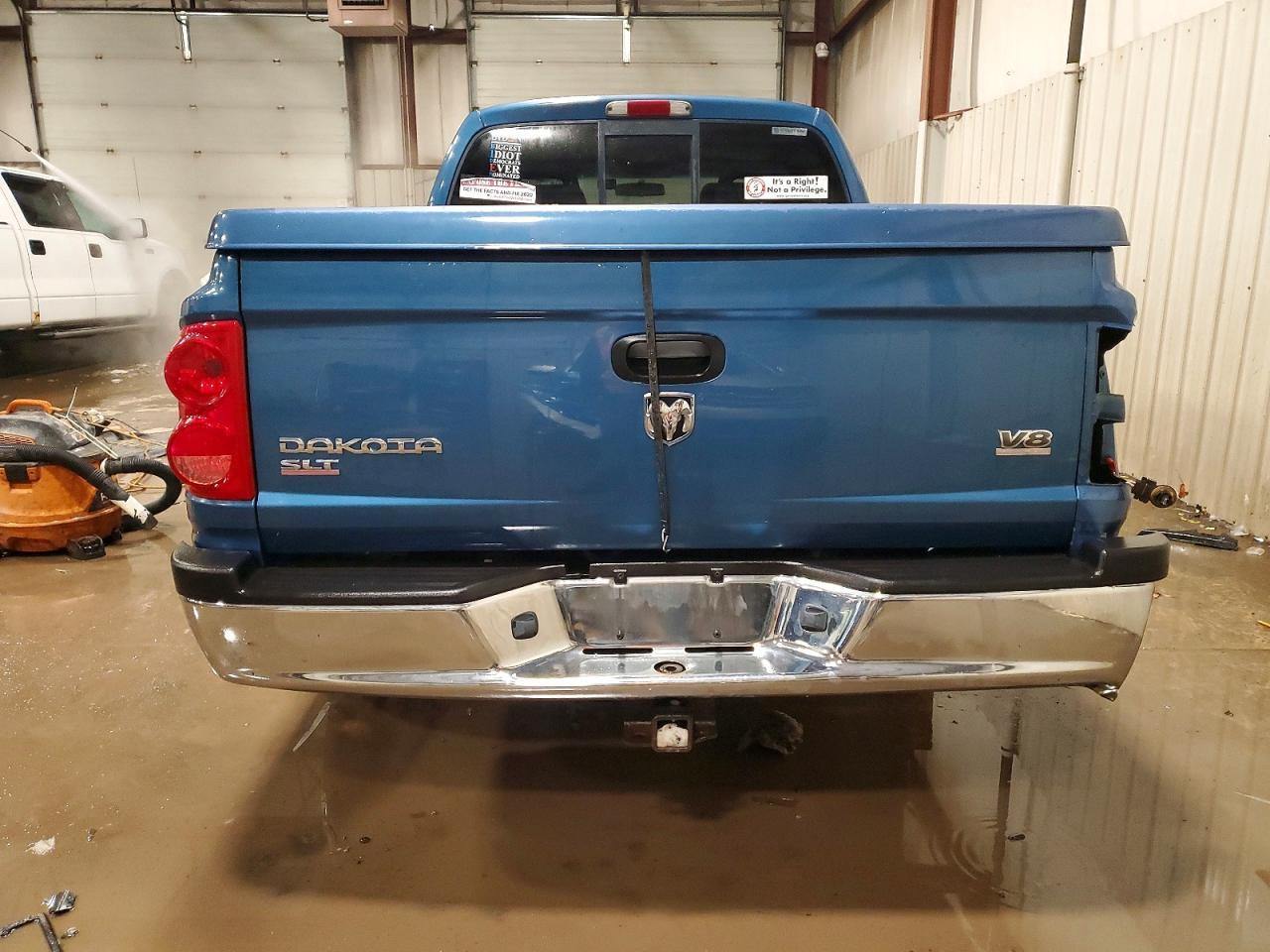 2005 DODGE Dakota